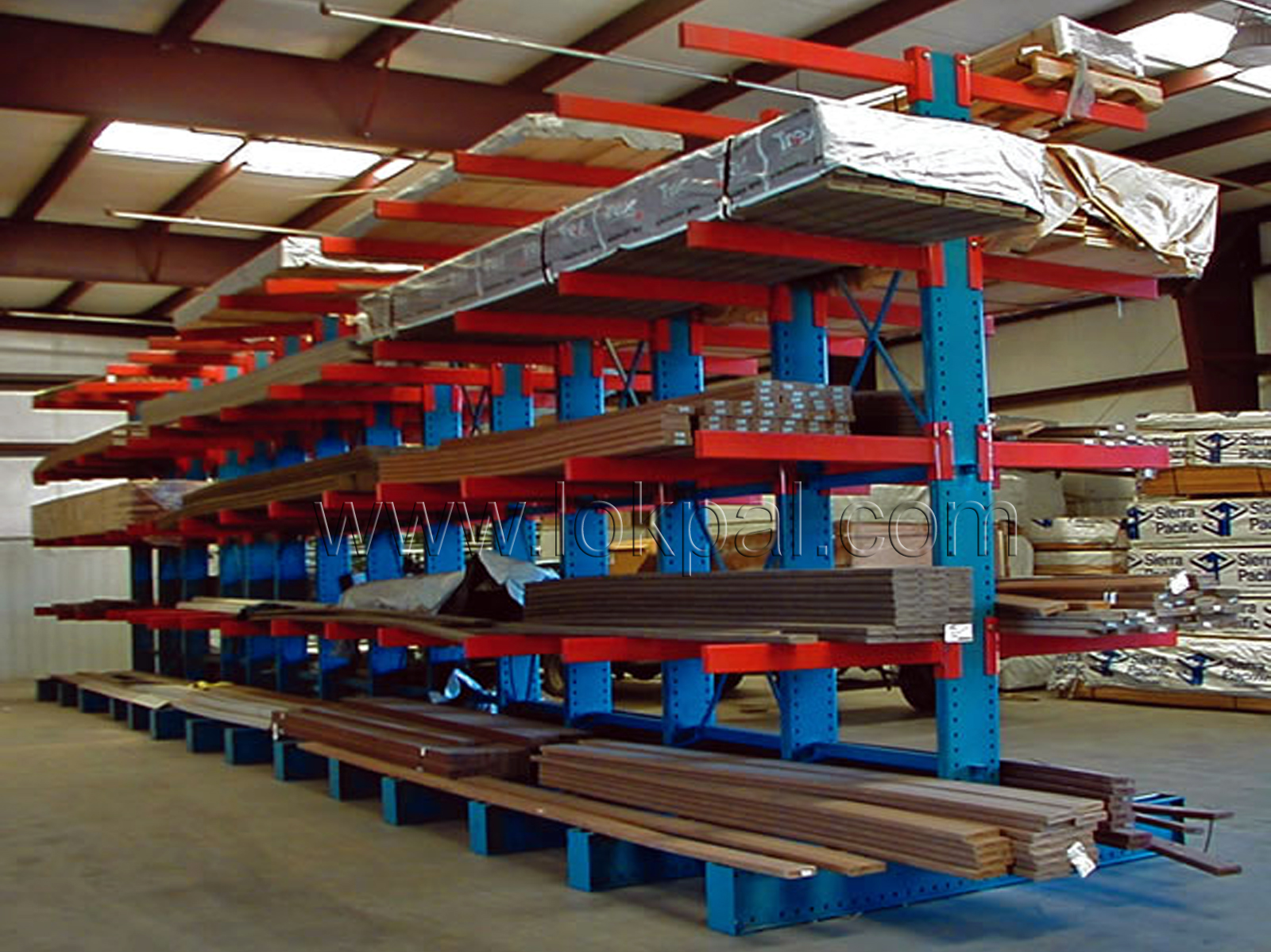 Cantilever Racking Systems - Equipement Industriel RC