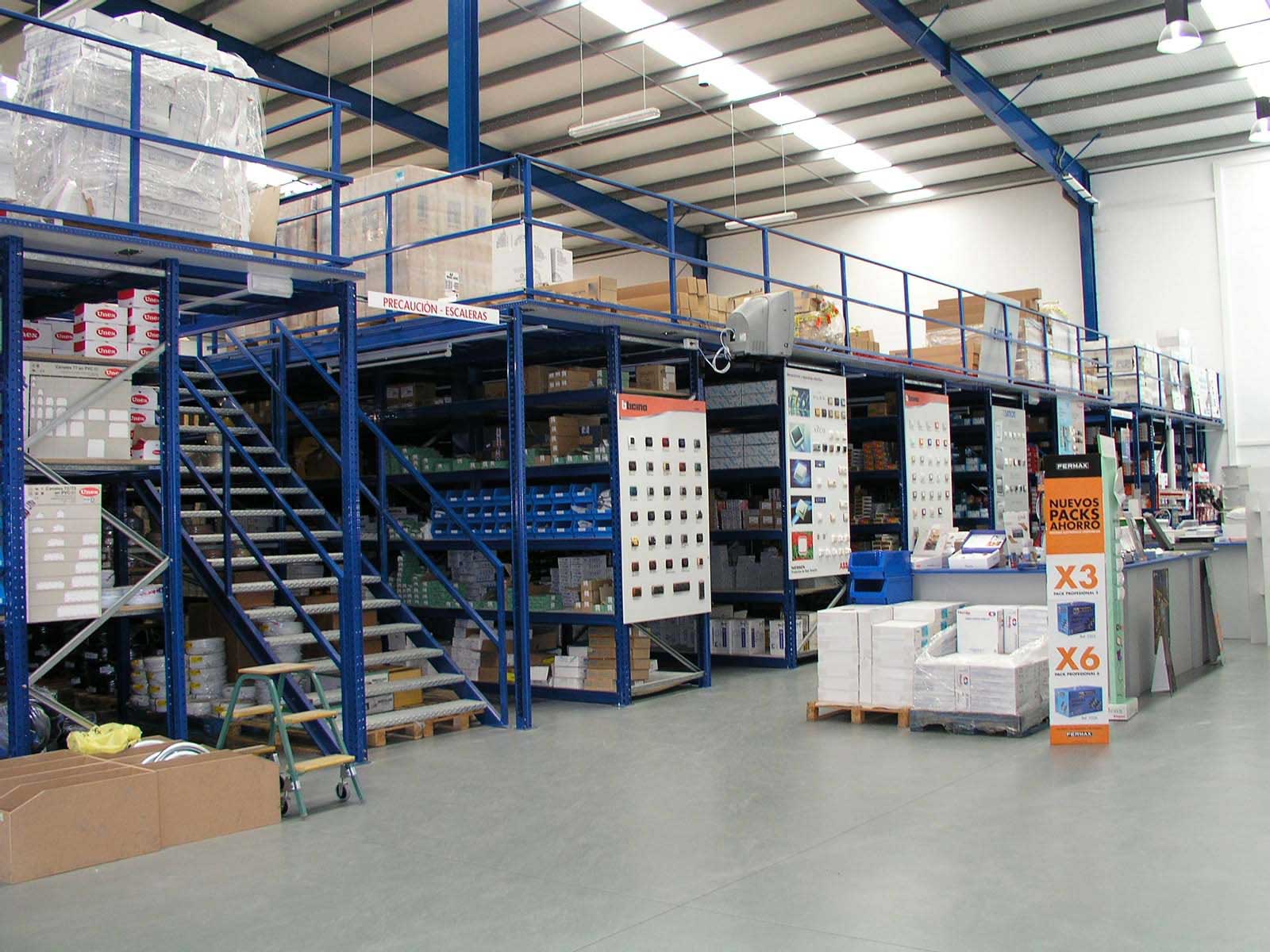 Warehouse Equipment Equipement Industriel RC